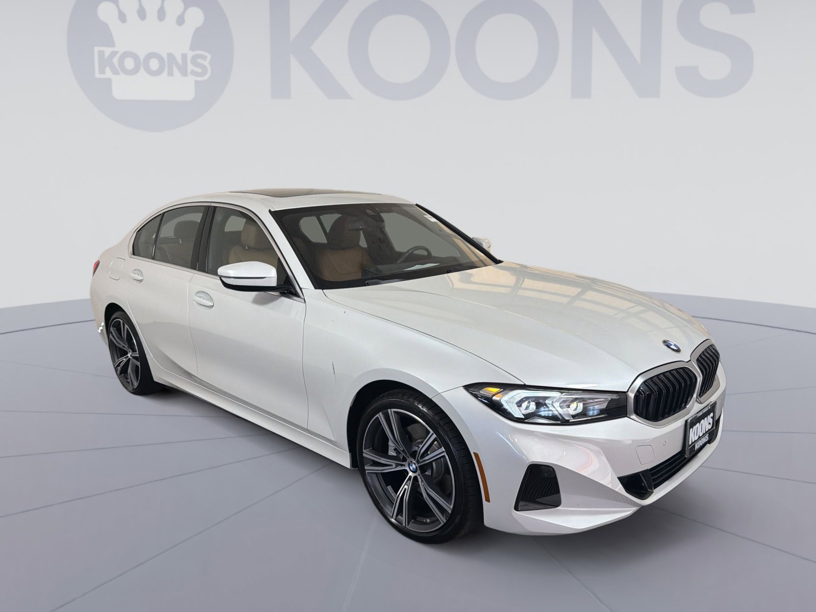 Used 2024 BMW 330i xDrive Sedan w/ Premium Package image 10