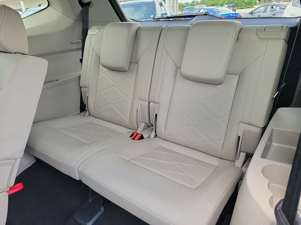 Used 2025 Volkswagen Atlas SE AWD/4WD image 9