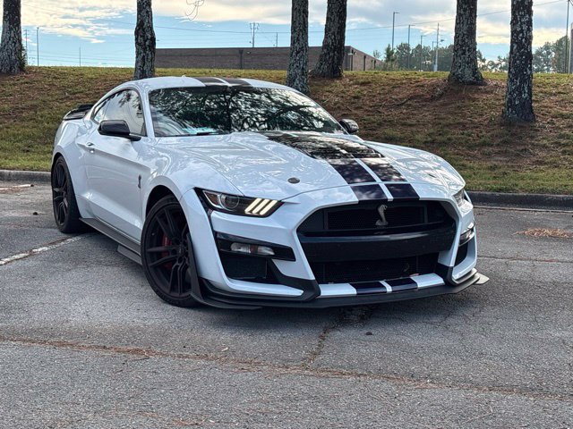 Used 2022 Ford Mustang Shelby GT500 w/ Technology Package RWD image 1