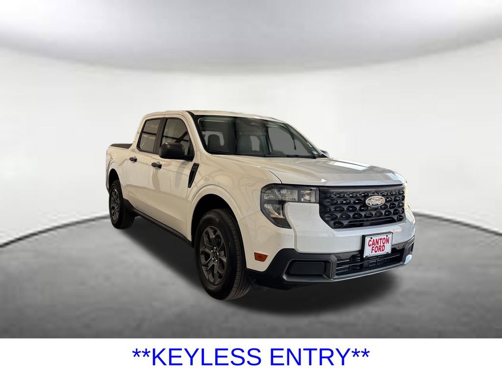 Used 2025 Ford Maverick XLT w/ Equipment Group 302A AWD/4WD image 7