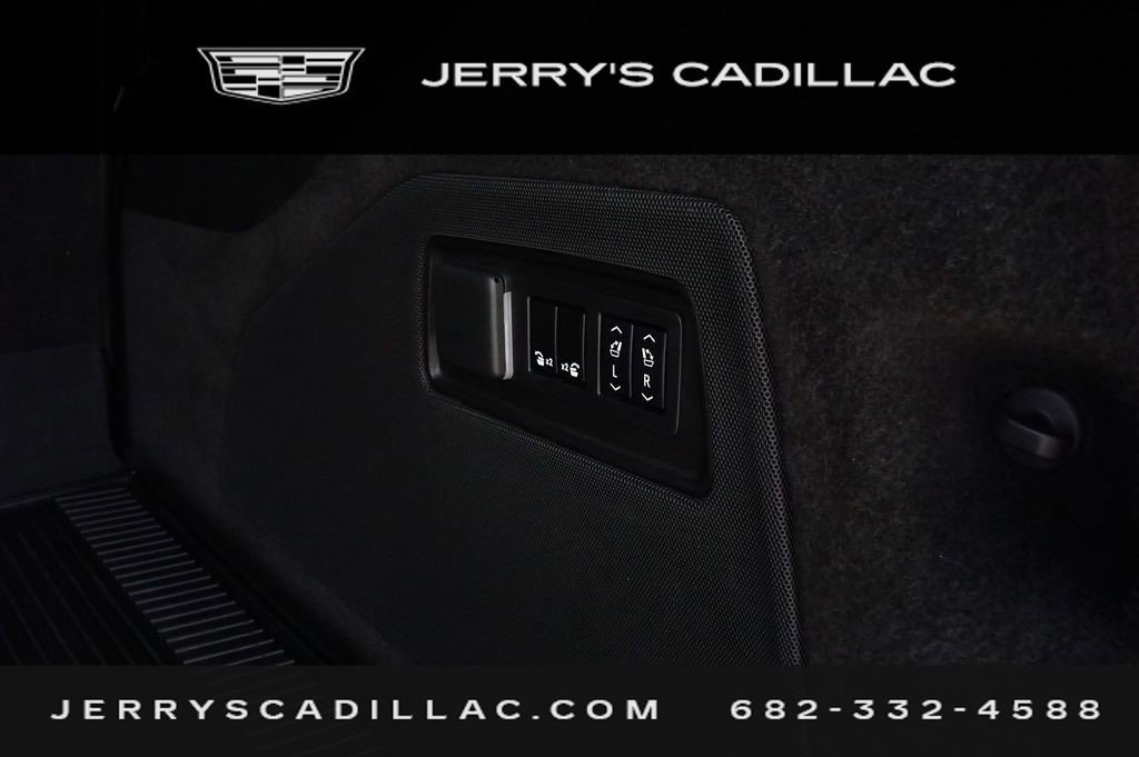 Certified 2022 Cadillac Escalade ESV Luxury AWD/4WD image 26