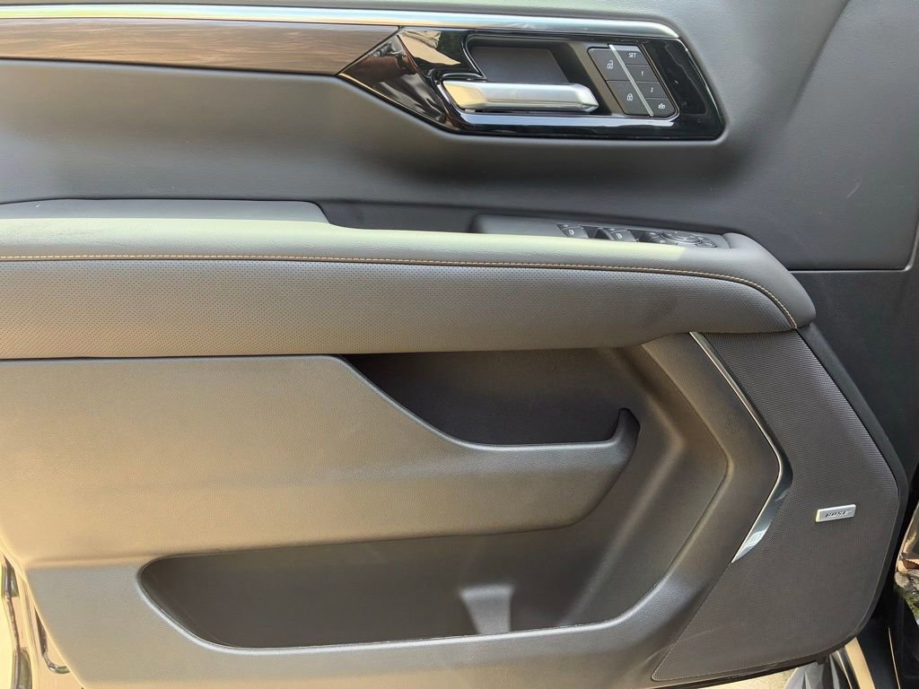 New 2025 Chevrolet Tahoe Premier image 19