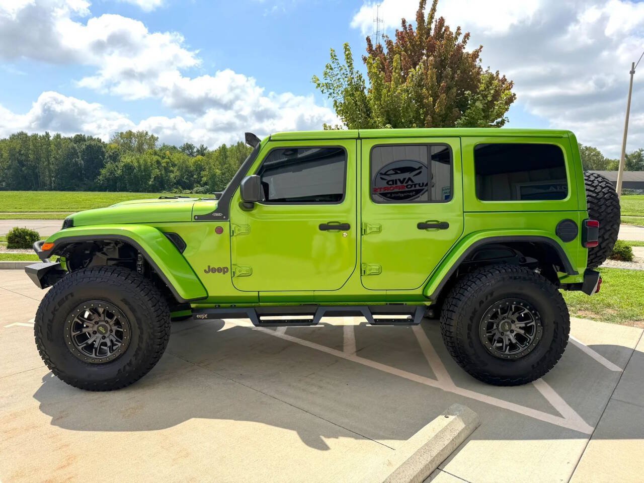 Used 2018 Jeep Wrangler Unlimited Rubicon AWD/4WD image 7