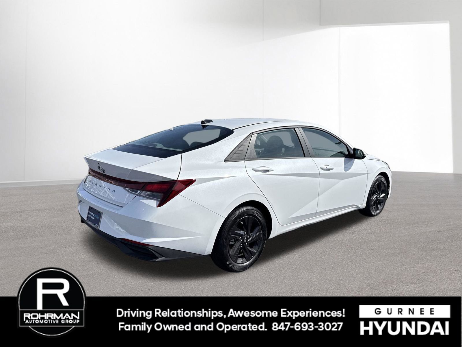 Used 2022 Hyundai Elantra SEL w/ Cargo Package image 9