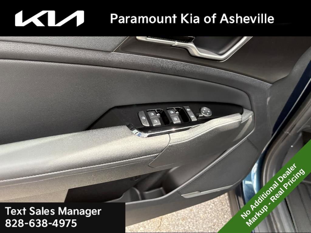 New 2025 Kia Sportage EX w/ EX Premium Package image 25