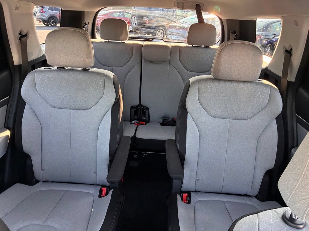 Used 2022 Hyundai Palisade SEL w/ Cargo Package FWD image 15