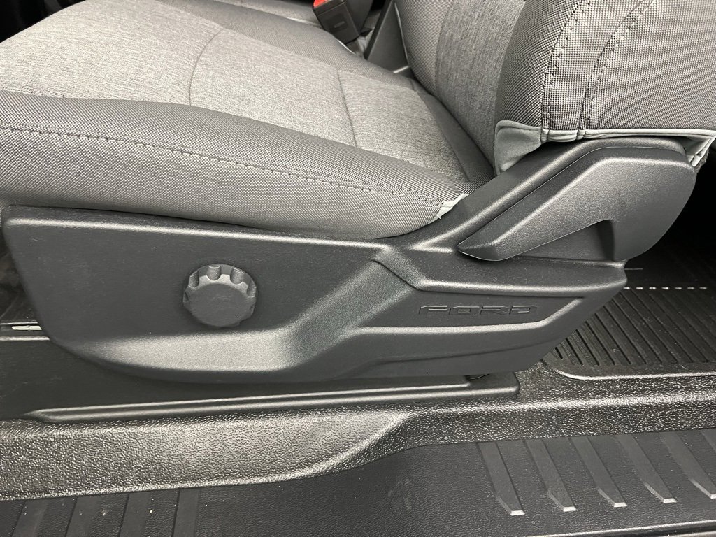 New 2026 Ford F350 XL w/ XL Chrome Package image 23