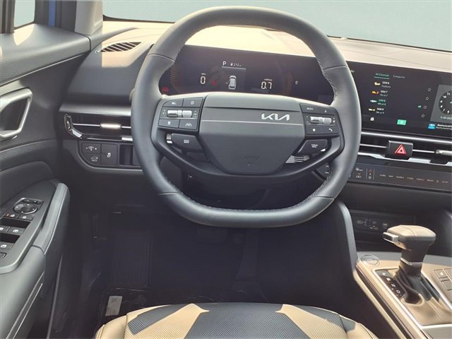 New 2026 Kia Sportage EX w/ EX Panorama Roof Package image 5