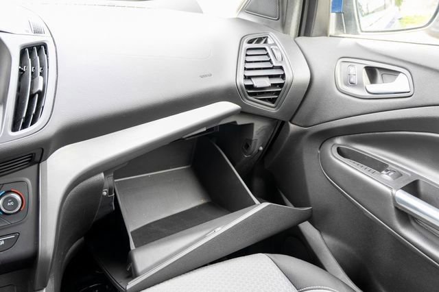 Used 2017 Ford Escape SE w/ Equipment Group 201A FWD image 41