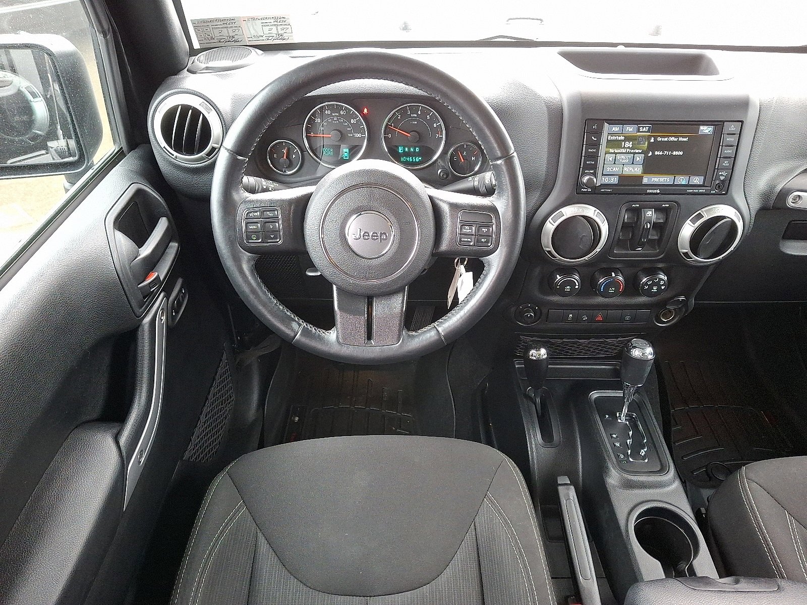 Used 2018 Jeep Wrangler Unlimited Sahara w/ Connectivity Group image 12