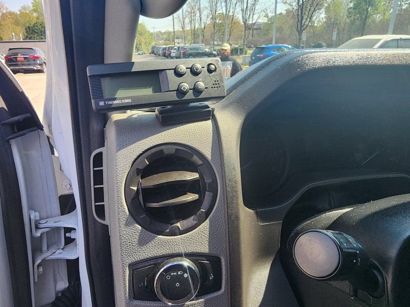 Used 2024 Ford E-350 and Econoline 350 Super Duty w/ Power Windows & Locks Group image 10