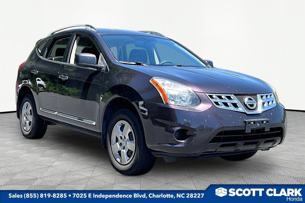 Used 2014 Nissan Rogue S w/ Convenience Package AWD/4WD image 1