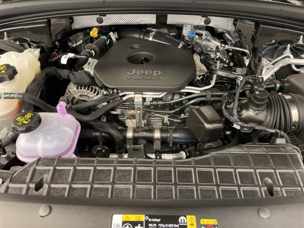 New 2026 Jeep Grand Cherokee Altitude RWD image 17