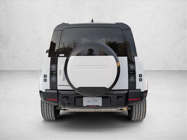 New 2026 Land Rover Defender 110 X-Dynamic SE image 8
