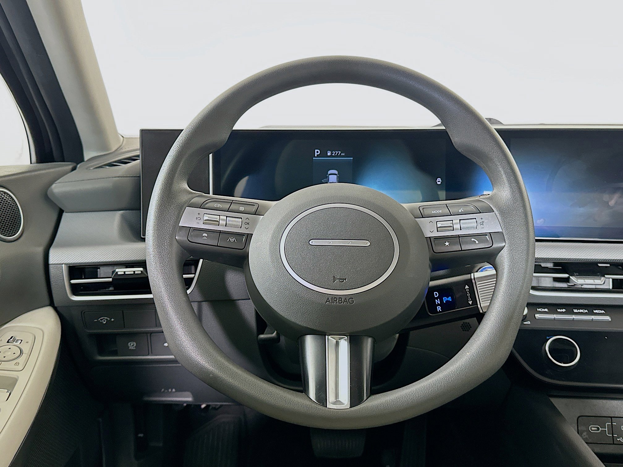 Used 2025 Hyundai Sonata SEL FWD image 18