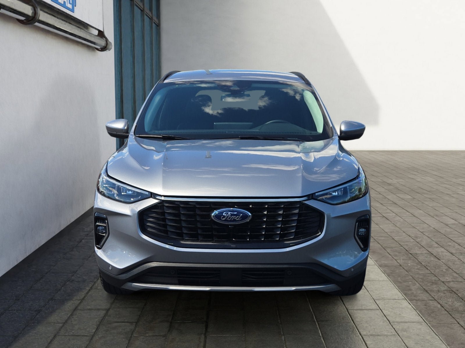 Used 2023 Ford Escape Platinum AWD/4WD image 8