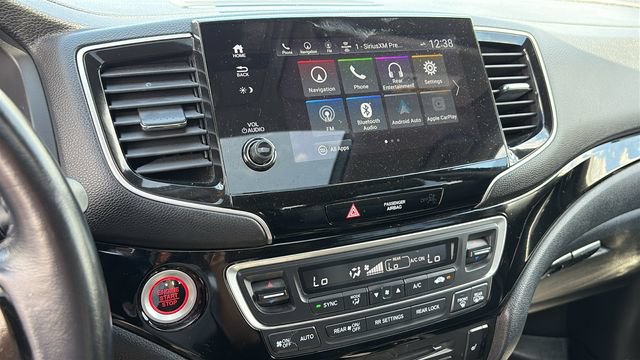 Used 2021 Honda Pilot Touring image 17