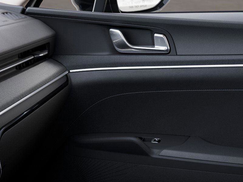 New 2025 Kia K5 LXS image 26