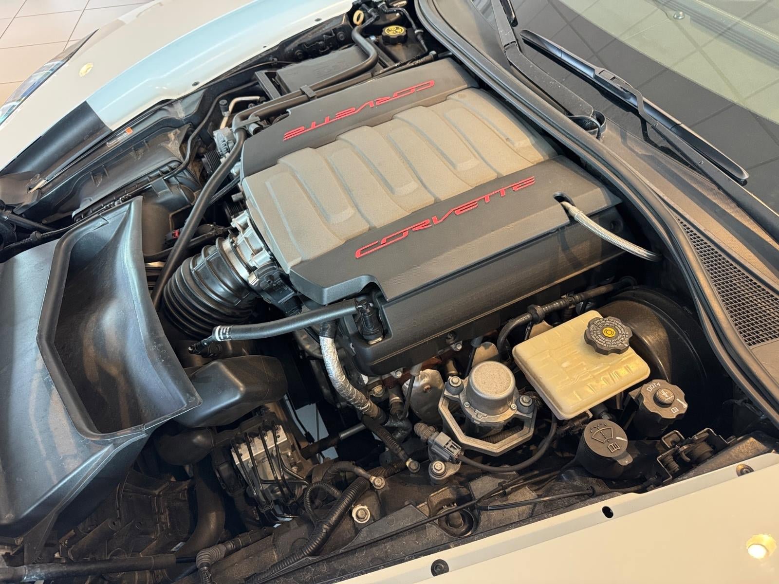 Used 2014 Chevrolet Corvette Stingray Coupe w/ 2LT Preferred Equipment Group RWD image 5