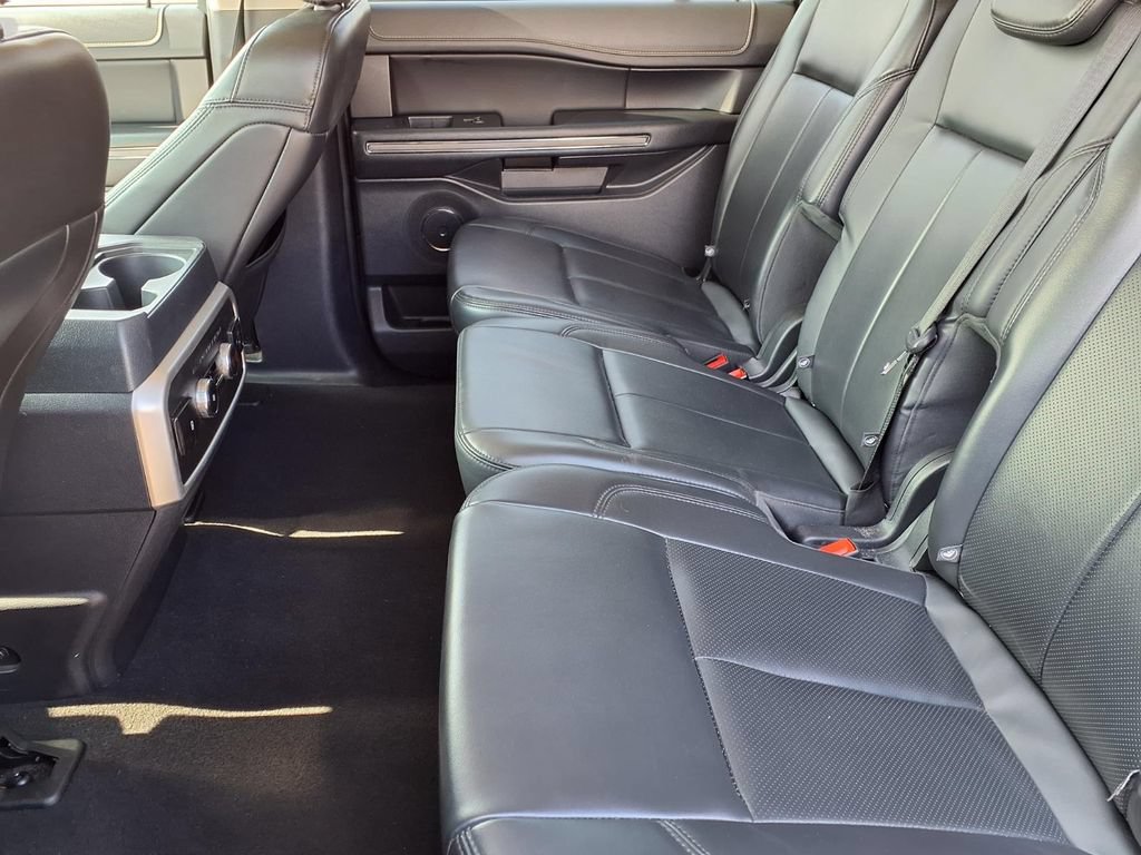 Used 2024 Ford Expedition Max XLT RWD image 11