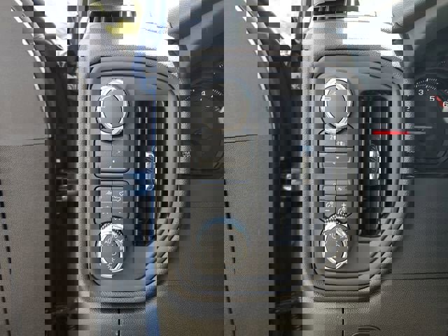 New 2026 GMC Sierra 3500 Pro w/ Convenience Package image 30