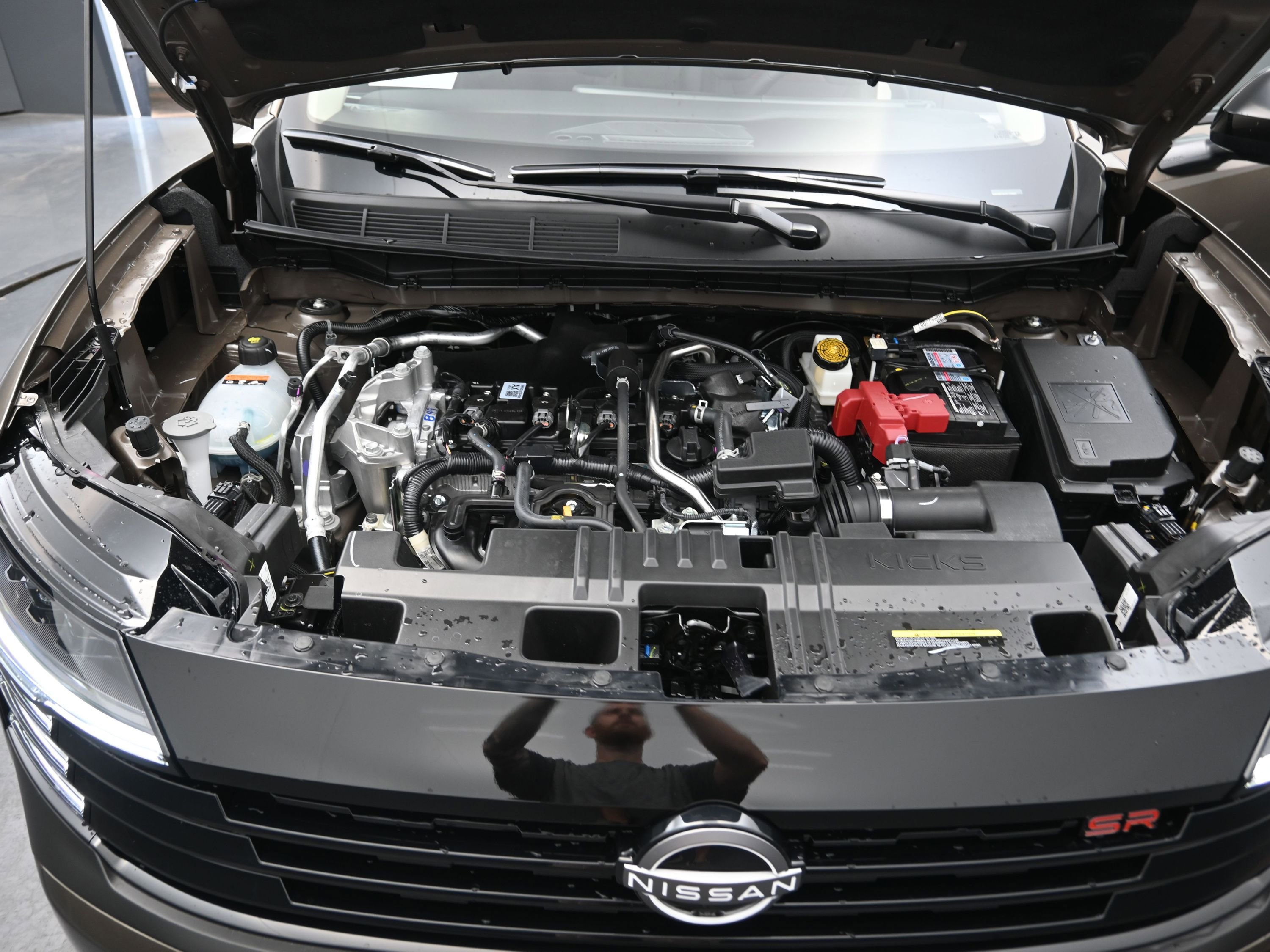 New 2026 Nissan Kicks SR image 21