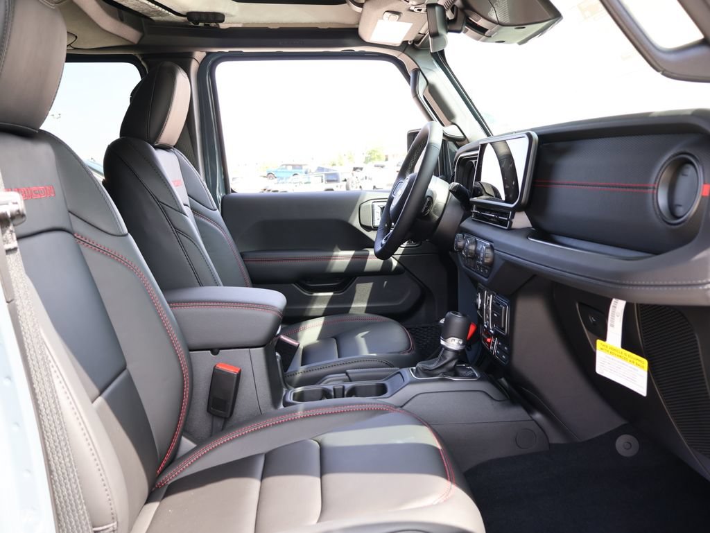 New 2026 Jeep Wrangler Unlimited Rubicon AWD/4WD image 8