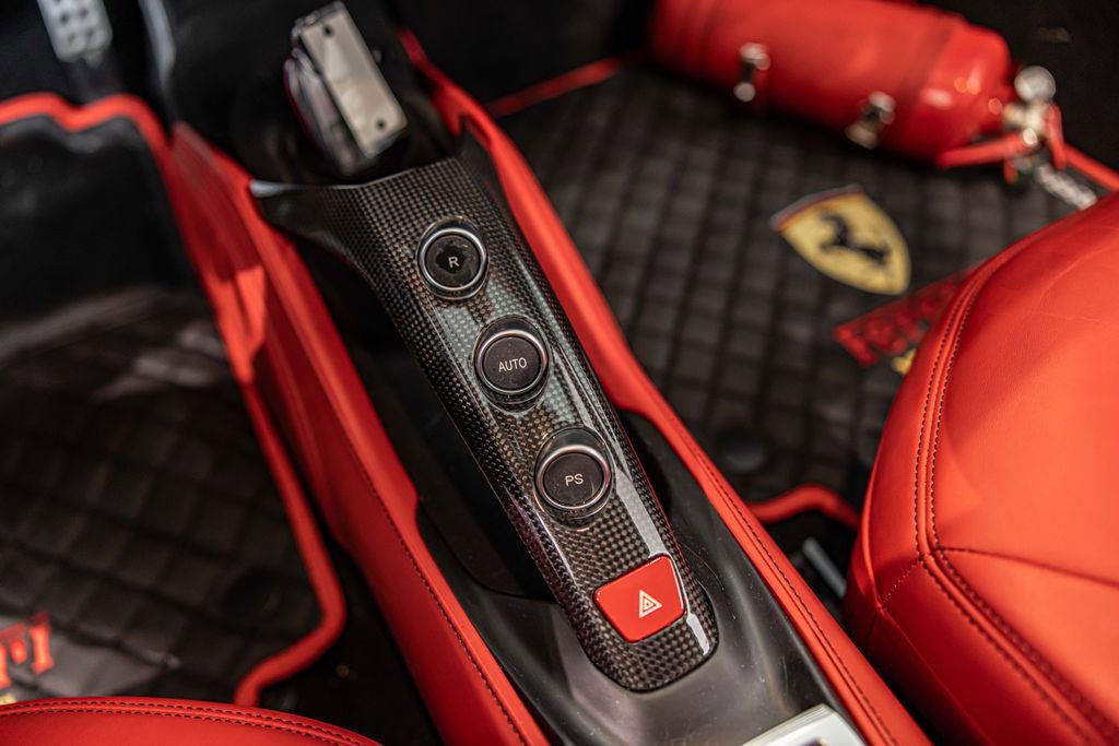 Used 2018 Ferrari 488 GTB image 26