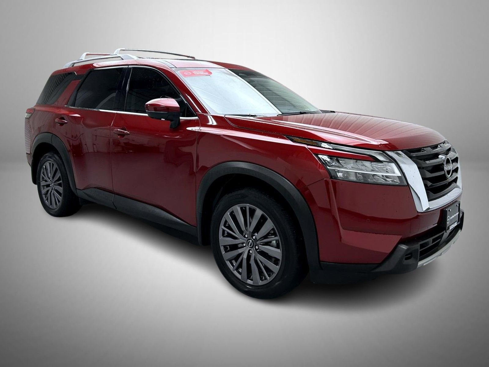 Used 2024 Nissan Pathfinder SL w/ SL Premium Package image 3