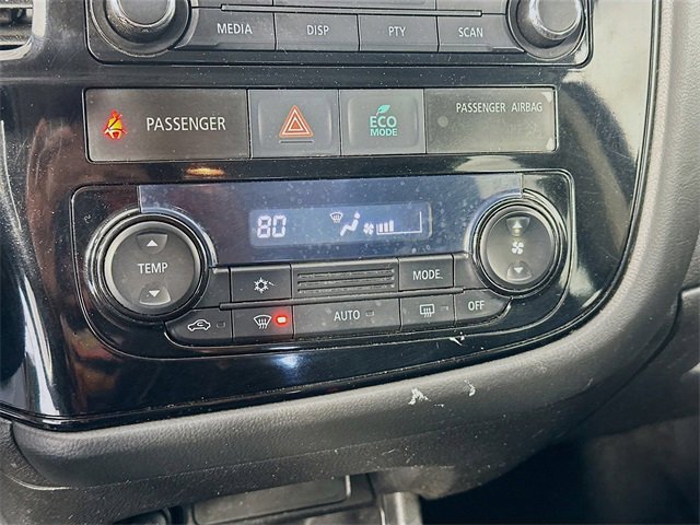 Used 2014 Mitsubishi Outlander ES image 14