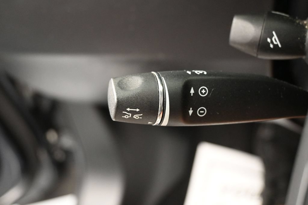 Used 2019 Tesla Model S Performance AWD/4WD image 24