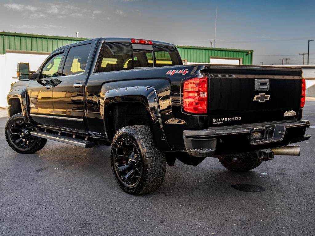 Used 2015 Chevrolet Silverado 2500 High Country w/ Duramax Plus Package AWD/4WD image 4