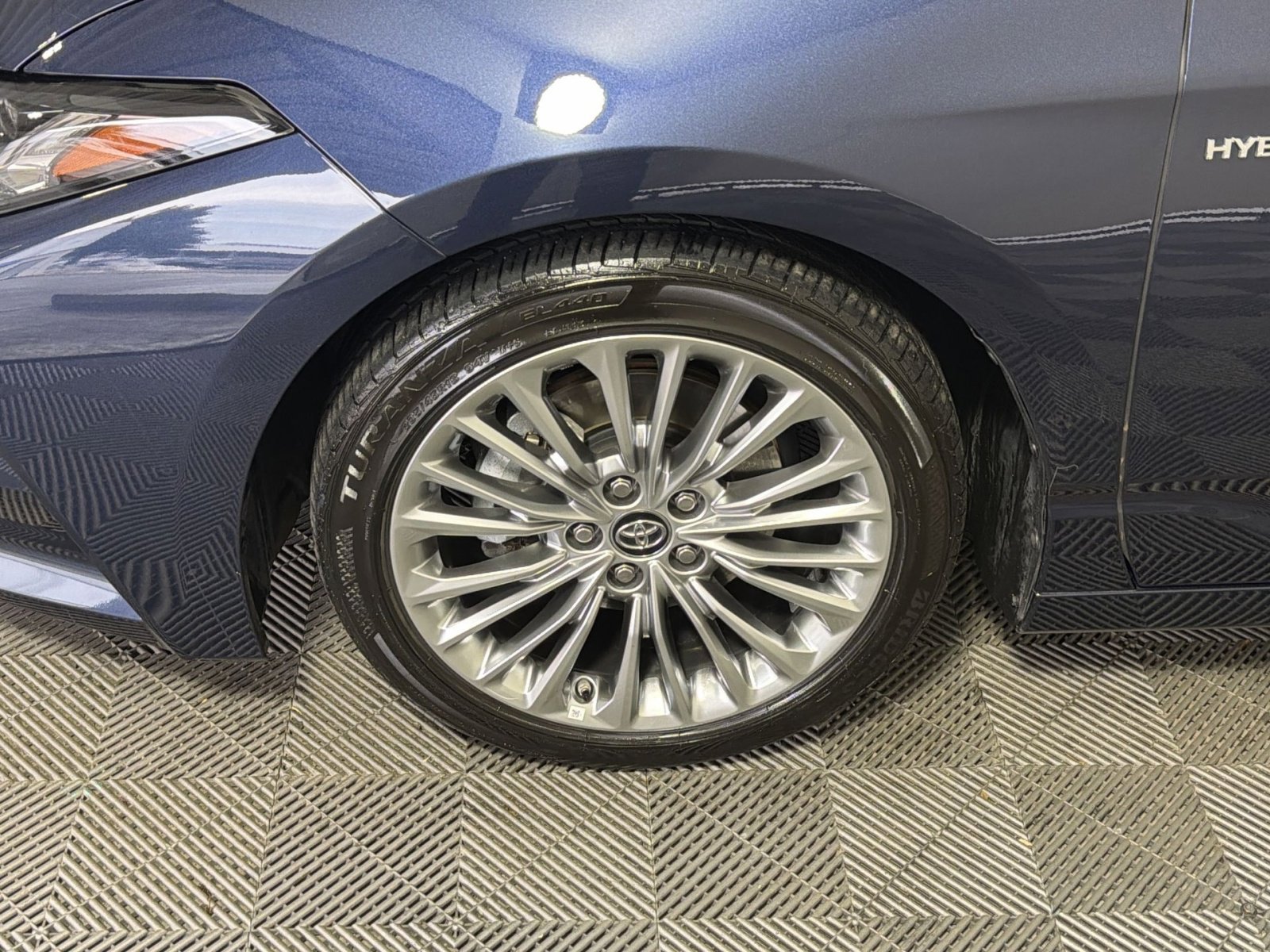 Used 2019 Toyota Avalon Limited w/ Advanced Safety Package image 12