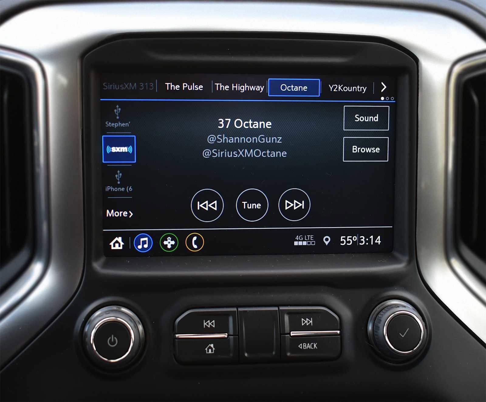 Used 2022 Chevrolet Silverado 1500 RST image 19