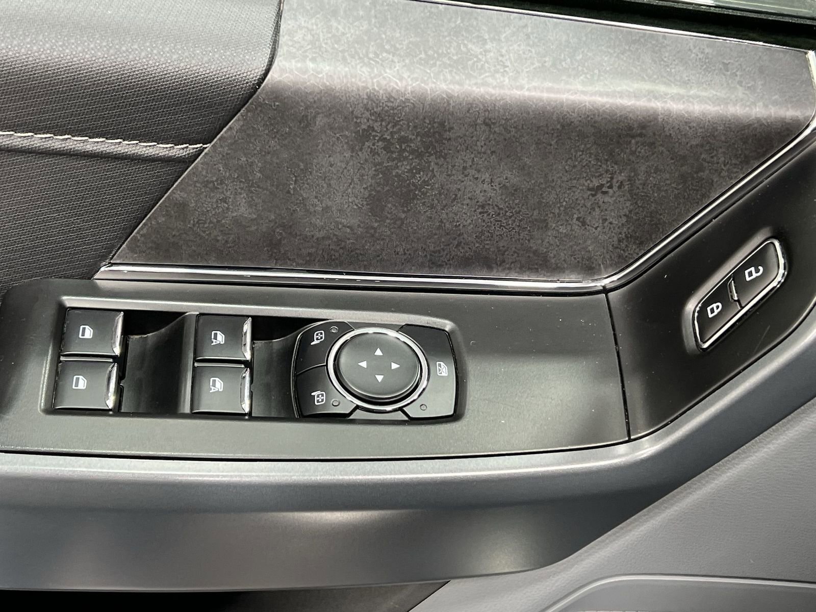 Used 2024 Ford F150 XLT image 13