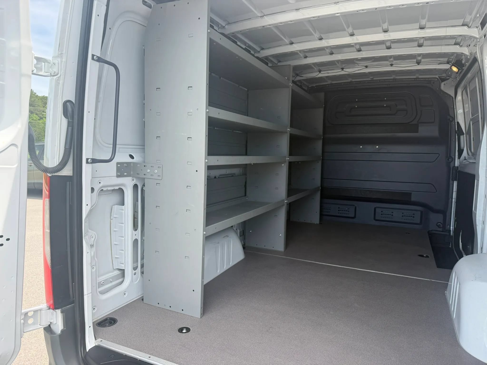 Used 2022 Mercedes-Benz Sprinter 1500 image 13