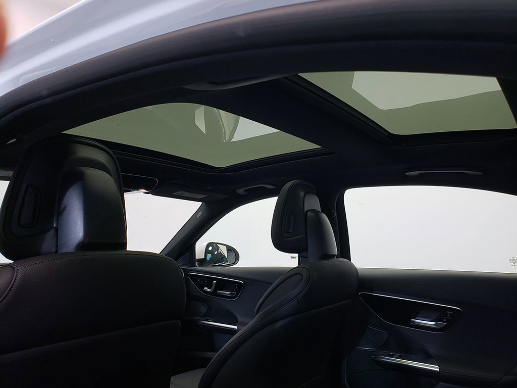 Certified 2022 Mercedes-Benz C 300 4MATIC Sedan image 24