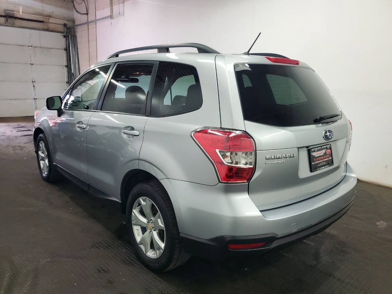 Used 2015 Subaru Forester 2.5i Premium w/ All-Weather Package AWD/4WD image 5