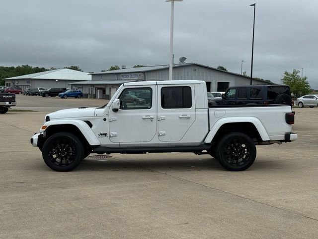 Used 2023 Jeep Gladiator Overland image 4