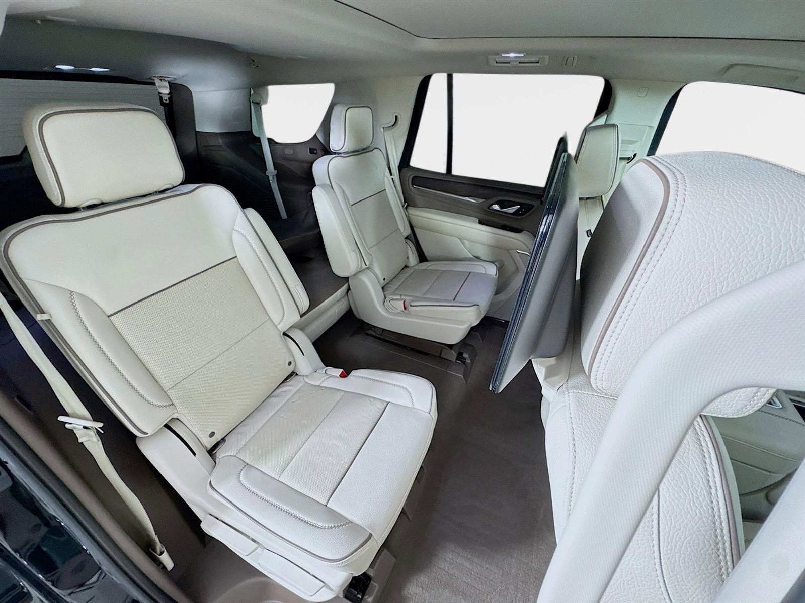 Certified 2021 GMC Yukon Denali w/ Denali Ultimate Package image 29