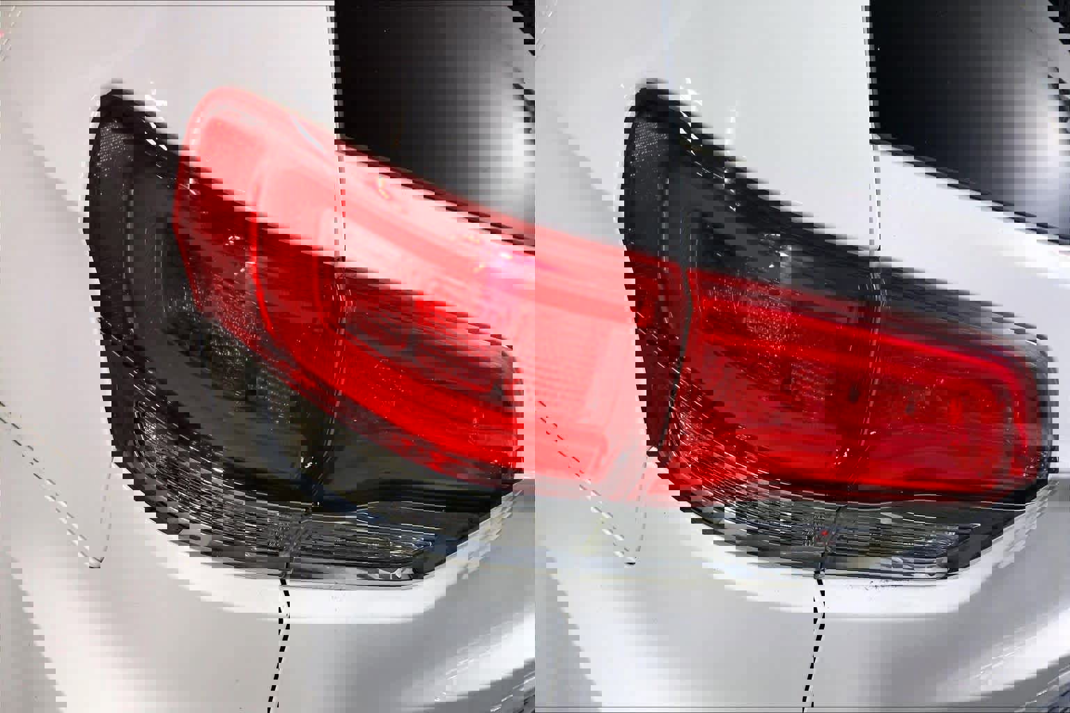 Used 2019 Jeep Grand Cherokee Limited w/ Luxury Group II image 28