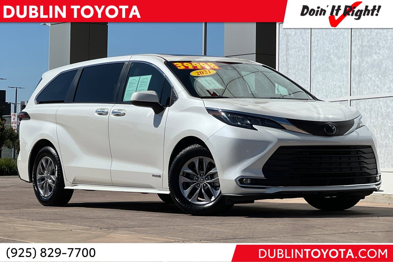 Certified 2021 Toyota Sienna XLE