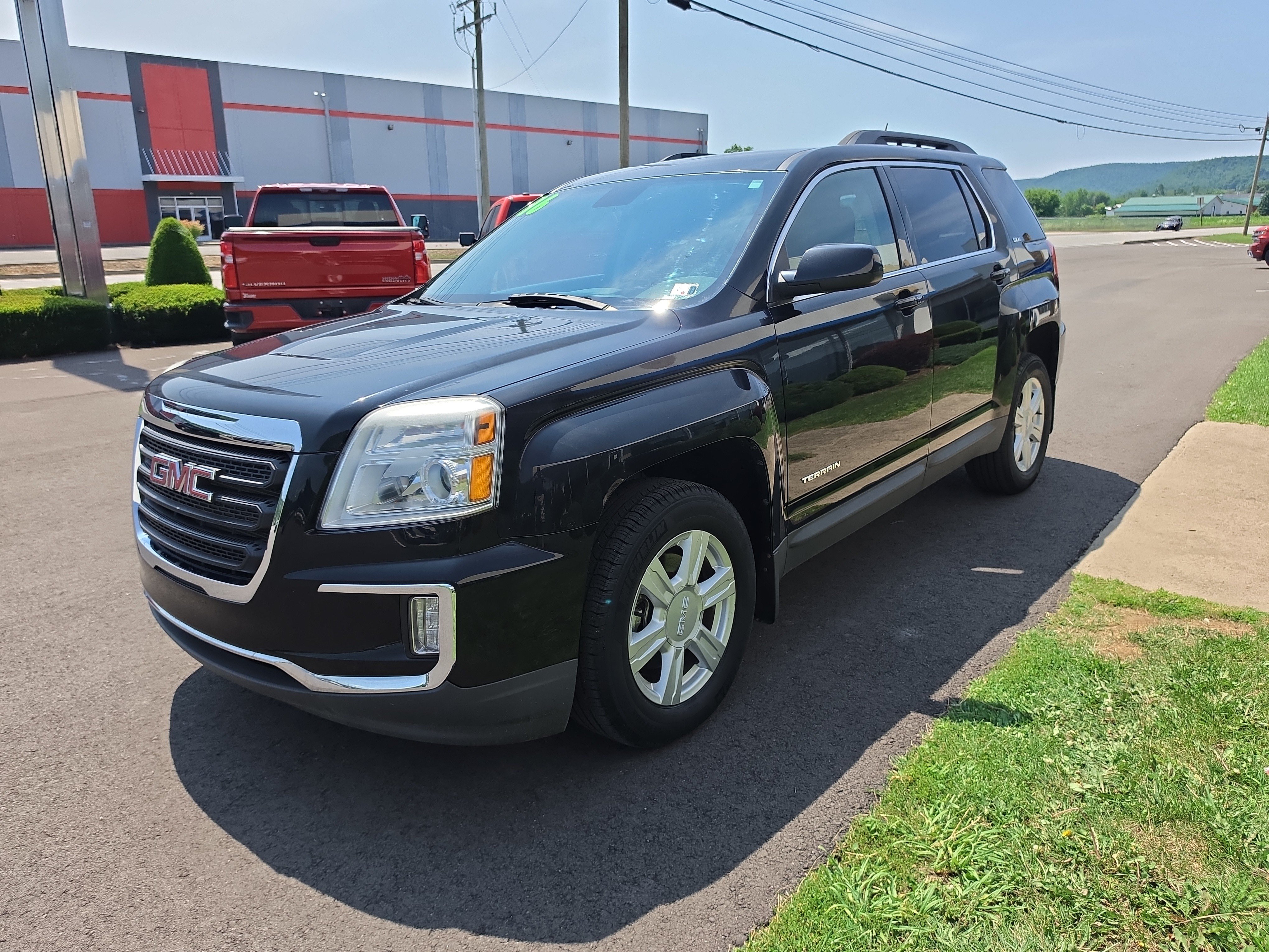 Used 2016 GMC Terrain SLE w/ Convenience Package AWD/4WD image 8