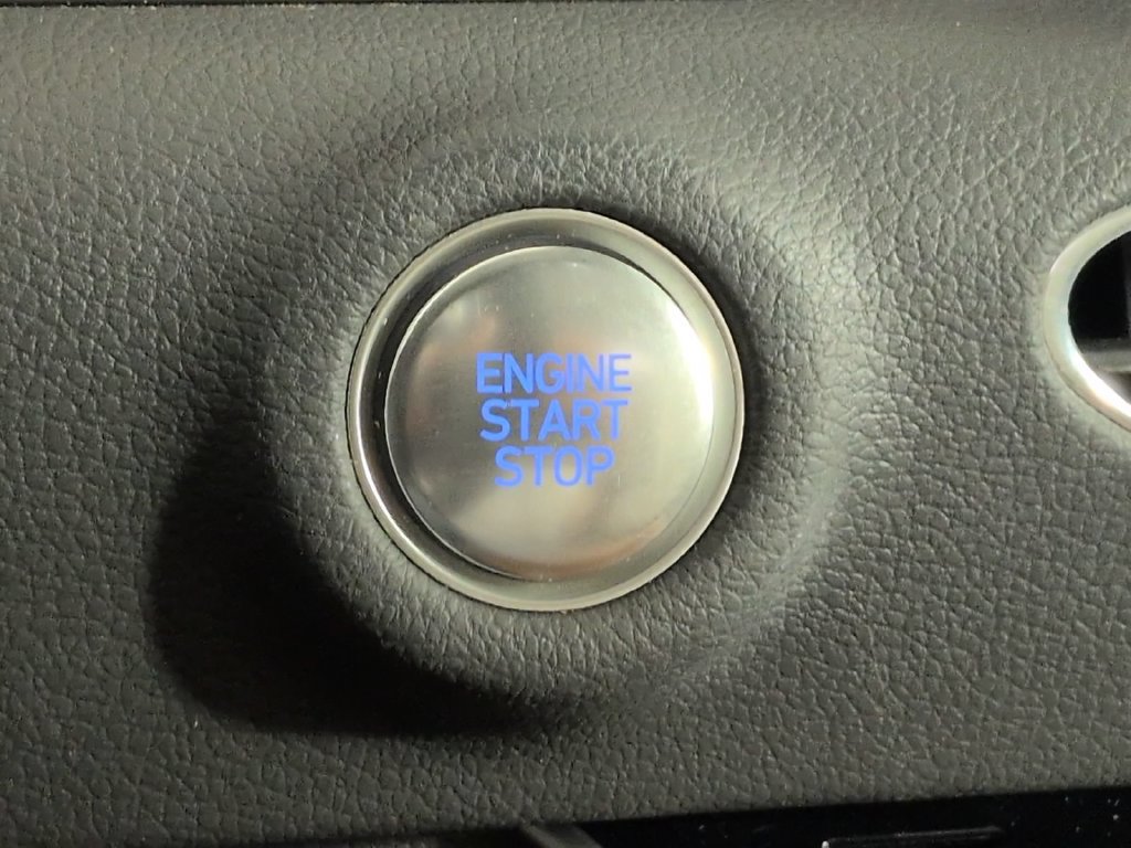 Used 2023 Hyundai Sonata Limited w/ Preferred Accessory Package FWD image 45