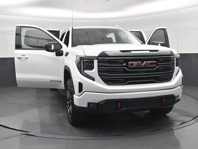 Used 2025 GMC Sierra 1500 AT4 w/ AT4 Premium Package AWD/4WD image 59