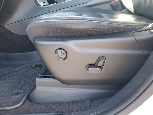 Used 2021 Jeep Grand Cherokee Limited image 16