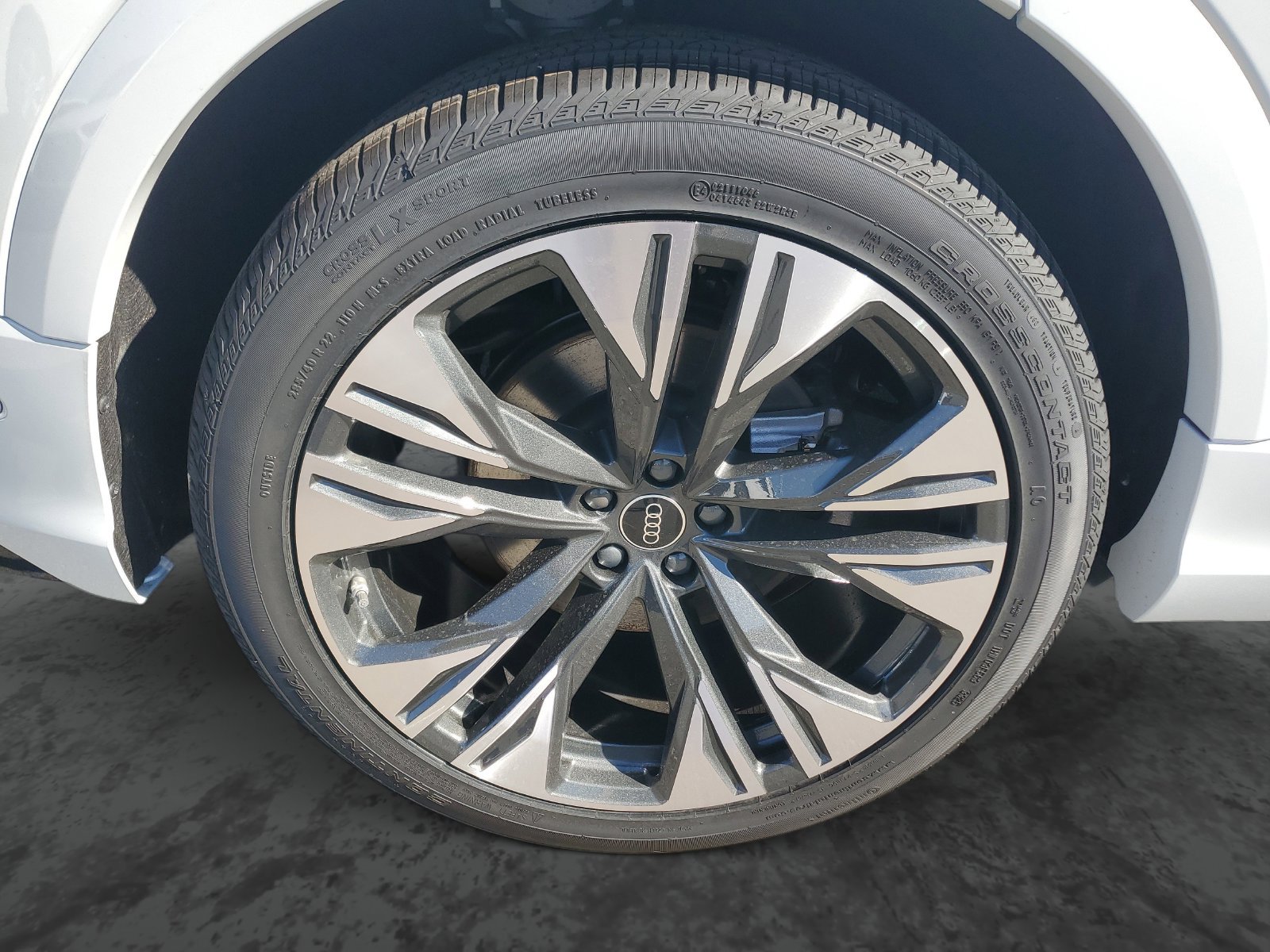 New 2026 Audi Q8 Premium Plus AWD/4WD image 5