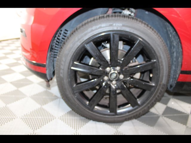 Used 2019 Land Rover Range Rover Velar S AWD/4WD image 29