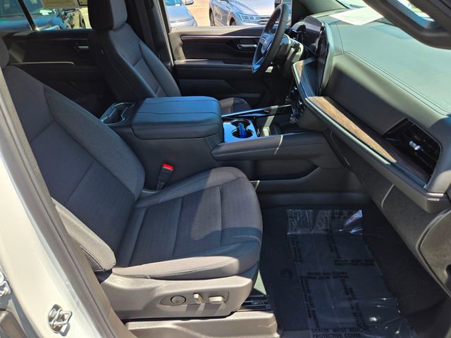 Used 2026 Chevrolet Tahoe LS w/ LPO, Dark Essentials Package AWD/4WD image 21