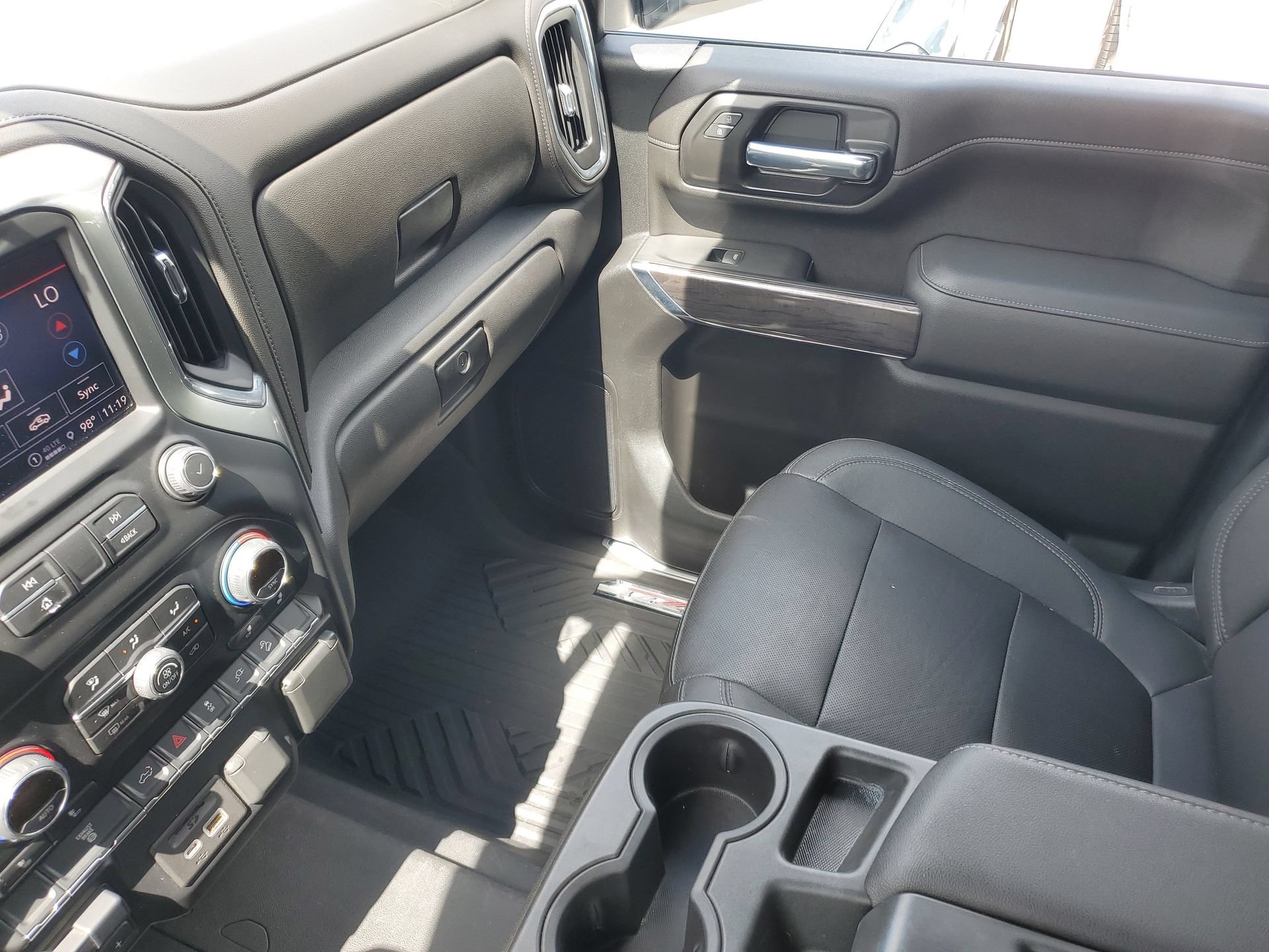 Used 2022 Chevrolet Silverado 3500 LTZ AWD/4WD image 24